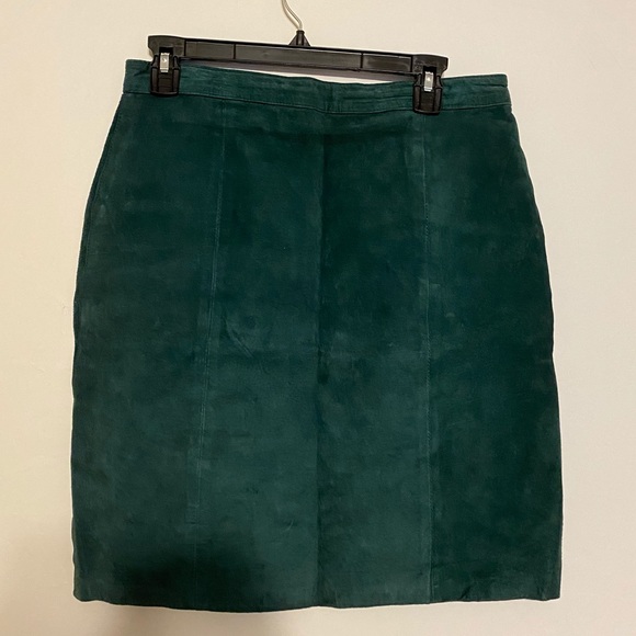 Vintage green suede skirt - Picture 1 of 4